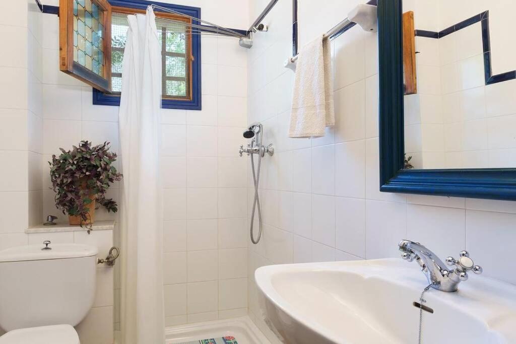 Nord - Typical Majorcan Villa, Private Pool, Bbq, Mediterranean Garden, Petfriendly * Pollenca